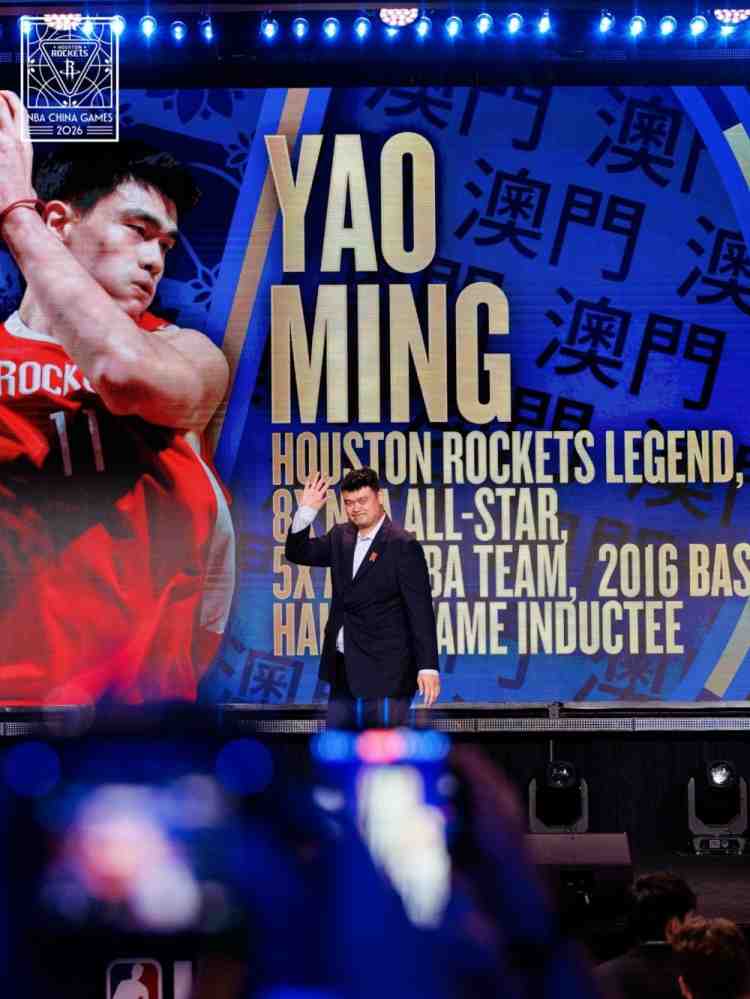 都很熟悉！火箭晒姚明&塔克&斯科拉&林书豪参加中国赛活动照片